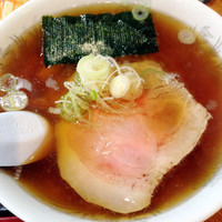 「Aセット（ラーメン　半ライス　シューマイ）900円」@レストランおかだの写真