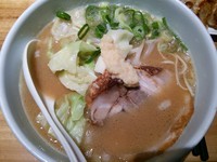 「味噌白丸＋替玉（はりがね）」@博多 一風堂 高崎店の写真