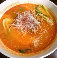 「坦々めん(890円)」@新華園 NAKAZUMAの写真