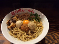 「ガッツ麺DX780円大盛無料」@日の出らーめん 千種分店の写真