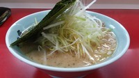 「ラーメン(味濃いめ)+海苔+ネギ」@矢口家 本店の写真