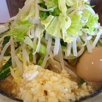「小ラーメン（150g） 650円+味玉」@豚星。の写真