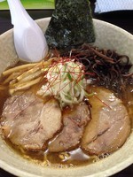 「醤油ラーメン」@円山 嬉の写真