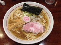 「煮干そば」@煮干中華そば 鈴蘭 新宿店の写真