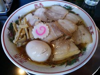 「肉煮干し中華そば　＋味玉：サービス券」@肉煮干し中華そば さいころの写真