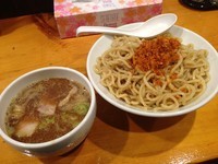 「劇辛つけ麺（大盛り）、880円（同額）」@魚介とんこつらーめん 晴れ空の写真