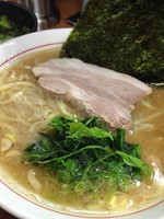 「ラーメン 650円 ＋ ライス 50円」@横浜らーめん 初代 常翔家の写真