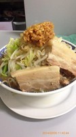 「醤油ふじ麺 油少なめニンニク ¥680」@鶏とふじの写真