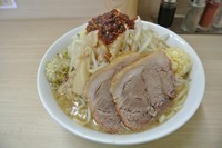 「ラーメン並　650円　野菜　ニンニク　脂　辛味　しょっぱめ」@ラーメンいつきの写真
