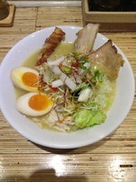 「特製鶏塩そば」@NOODLE STOCK 鶴おかの写真