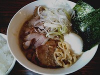 「ラーメン(ライス付き) ￥650」@前原商店の写真