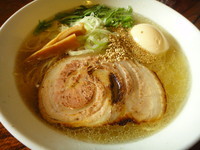 「味玉塩らーめん」@らーめんダイニング 庵の写真