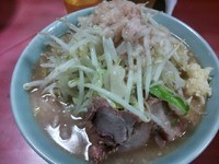 「普通盛　ヤサイニンニクアブラ　700円」@ラーメン二郎 歌舞伎町店の写真