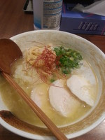 「濃厚鶏白湯らーめん」@麺匠ようすけの写真
