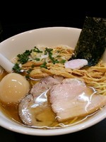 「【限定】淡麗煮干そば750円+和え玉（小）100円」@おおぜき中華そば店の写真