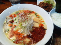 「濃厚鶏ソバ(赤)ランチ」@濃厚鶏ソバ 怪人二十面相の写真