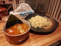 「辛味つけ麺　小盛り　トッピング付」@つけ麺屋 やすべえ 下北沢店の写真
