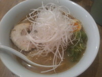 「塩ネギらーめん」@よなやの写真