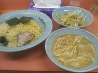 「ネギつけ麺（大盛り）＋ネギ増し」@ラーメンショップ 高鍋本店の写真