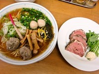「煮干香る牡蠣醤油拉麺B　1,200円」@MENYA 食い味の道有楽の写真