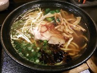 「満月ラーメン 650円（醤油）」@小麦屋 満月の写真