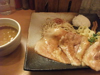 「合い盛りつけ麺（カレー）」@とろ肉つけ麺 魚とんの写真