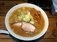 「こく煮干し」@長尾中華そば 東京池袋店の写真