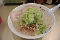 「しょう油ラーメン：680円 　脂少な目」@超ごってり麺 ごっつ 秋葉原店の写真