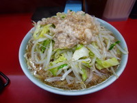 「小ラーメン（ニンニク少なめ、アブラ）¥650」@ラーメン二郎 中山駅前店の写真