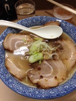 「チャーシュー麺➕麺硬め」@長州ラーメン 万龍軒 富士見店の写真