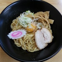 「一平ソバ 並 生卵ﾄｯﾋﾟﾝｸﾞ」@油ソバ専門店 一平ソバの写真