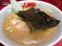 「しょうゆラーメン」@ラーメン山岡家 太田店の写真