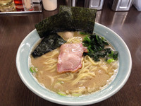 「醤油ラーメン（大）750円」@壱六家 厚木酒井店の写真