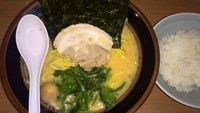 「濃厚とんこつ醤油ラーメン・大盛（６８０円＋１００円）」@新とんこつ大学 錦糸町キャンパスの写真