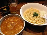 「【限定】味噌カレー熱盛つけ麺（納豆）880円＋ビールetc」@ラーメンアキラの写真