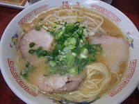 「中華そば(600円)おにぎり2ヶ(150円)」@陽気 横川店の写真