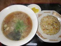 「ラーメン＋半チャーハン　550円」@北京福屋の写真