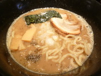 「京鰹濃厚豚骨 ラー麺」@京鰹節つけ麺 愛宕 ATAGOの写真