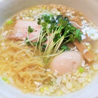 「丸玉塩らーめん 780円」@麺屋 げんぞうの写真