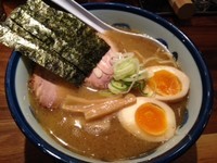 「二代目らーめん」@めん徳二代目つじ田 新橋店の写真