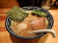 「味玉醤油らーめん」@○心厨房の写真