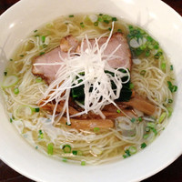 「しおラーメン　600円」@らーめん中華 澳の写真