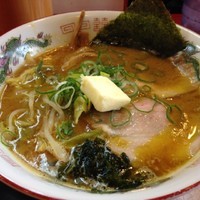 「味噌カレー牛乳ラーメン」@ラーメン たんろん 本店の写真