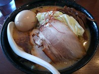 「濃厚中華そば　味噌（大盛り）　＋味玉：サービス券」@New old style ゆいが 三郷店の写真