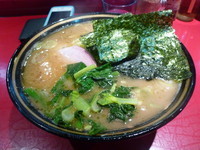 「中ラーメン ¥740」@厚木家の写真