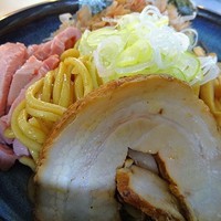 「油そば　750円」@豚骨一燈の写真