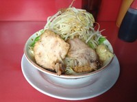 「ラーメン(ヤサイ　ニンニク　カラメ)」@ラーメン二郎 大宮店の写真