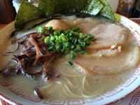 「特製長浜ラーメン／￥800」@博多長浜らーめん 六角堂 橋本店の写真