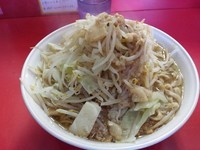 「小らーめん野菜ちょい増し、油」@麺屋 桐龍の写真