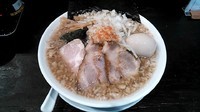 「特背脂煮干醤油らぁ麺」@背脂煮干中華そば 心やの写真